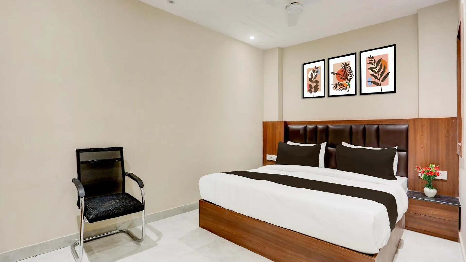 Hotel Super Townhouse Taj Nagri Phase 2 Formerly Grand Rivera Tajganj